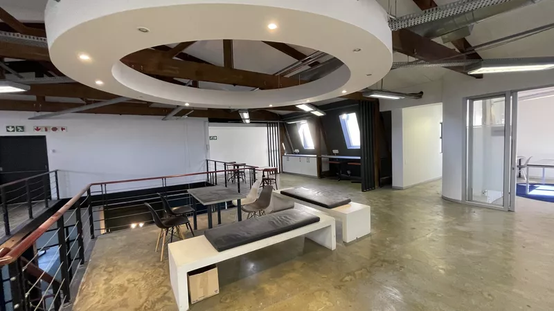 883 m² Office to let in Cape Town City Centre/CBD, 30 Keerom Street (photo 26)