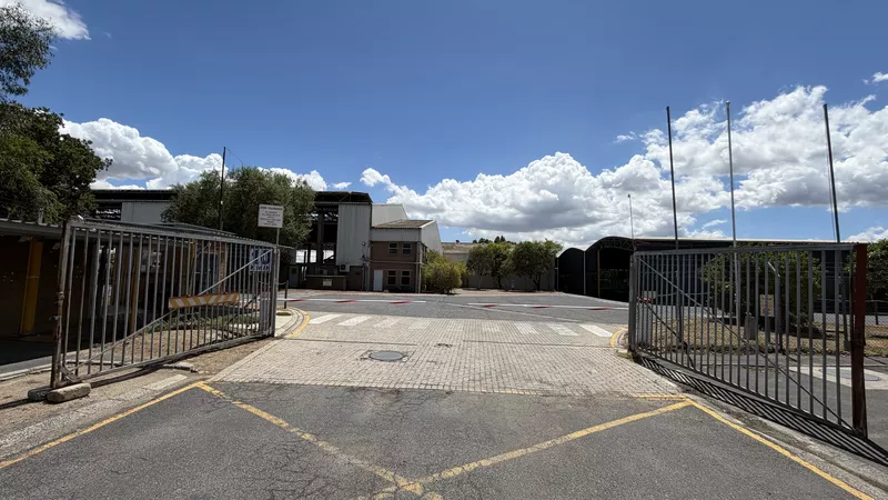 11 600 m² Industrial to let in Paarl, Lambrecht Street, Paarl (photo 12)