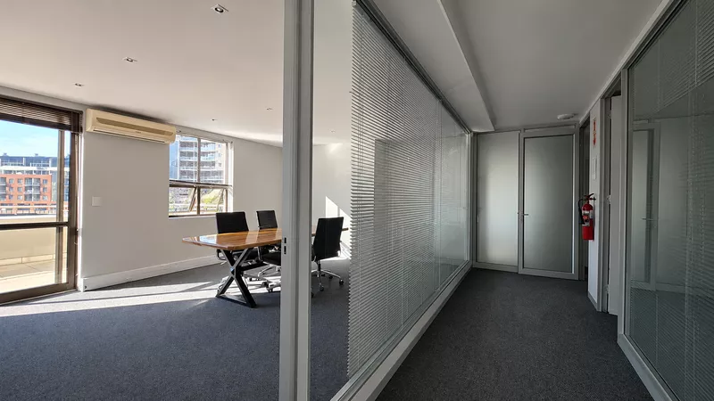 415 m² Office for sale in Tyger Waterfront, Waterfront Terraces (photo 19)
