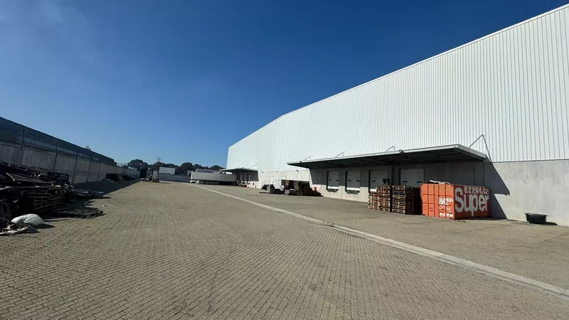 8 177 m² Industrial to let in Epping, 160 Gunners Cir (photo 38)