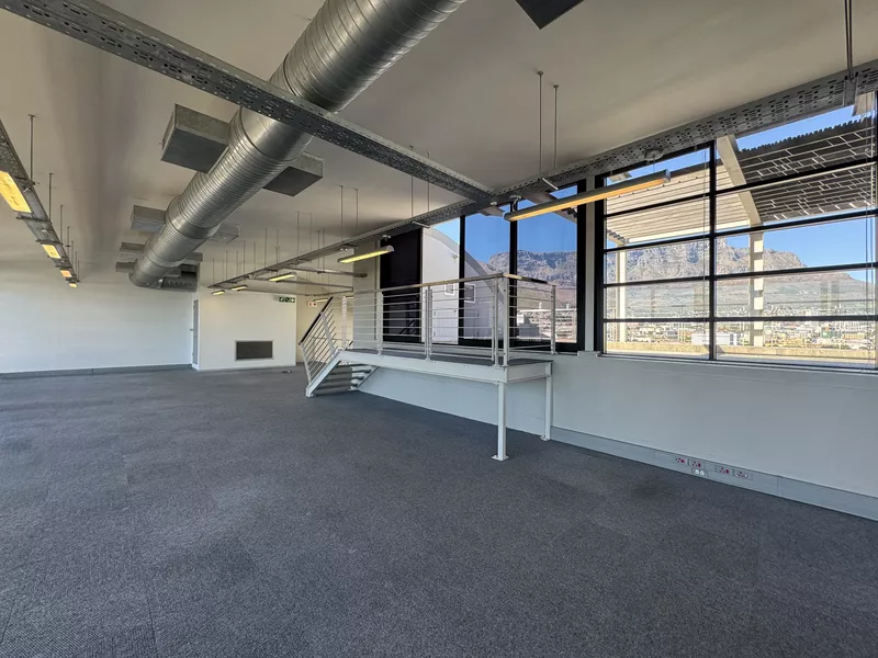 534 m² Office to let in Cape Town City Centre/CBD, 19 Louis Gradner (photo 24)