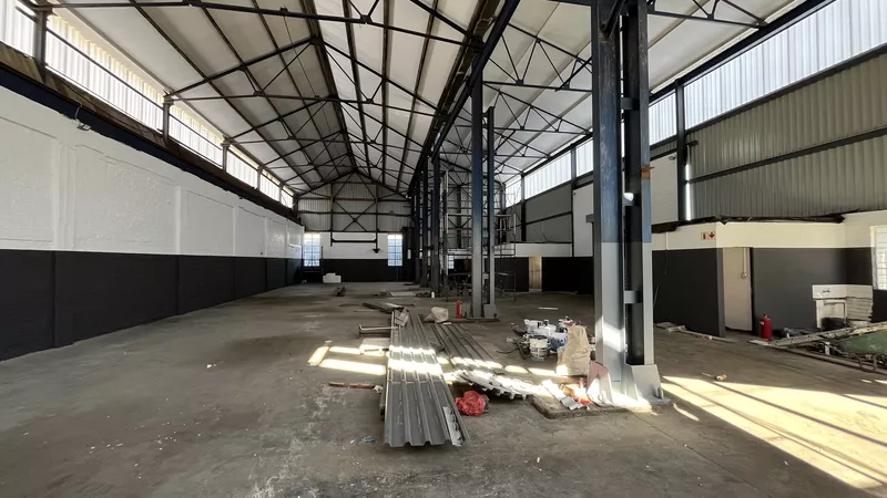 633 m² Industrial to let in Woodstock, Nearby Industrial Park (photo 9)