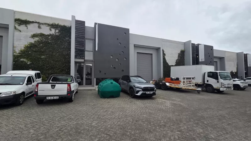 422 m² Industrial to let in Brackenfell, The Reserve 3 & 4 (photo 1)