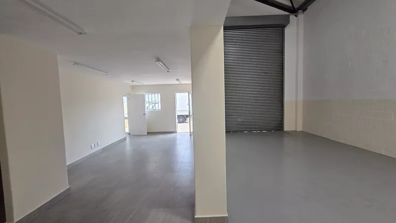 352 m² Industrial to let in Strand, Meerlust Industrial Park (photo 18)