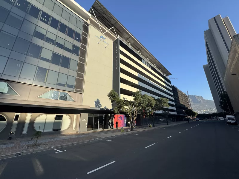 1 896 m² Office to let in Cape Town City Centre/CBD, Oceana House (photo 2)