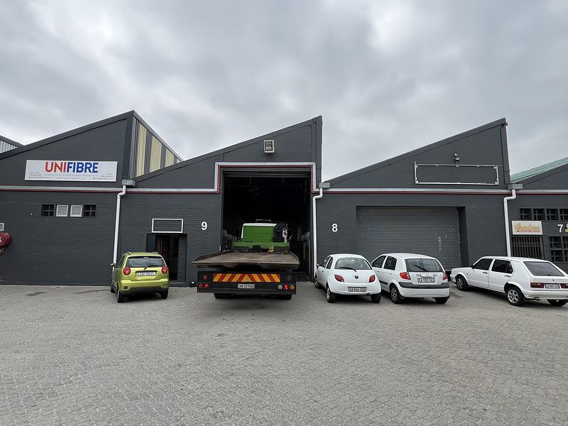 500 m² Industrial to let in Epping, Gunners Factory Park (photo 3)