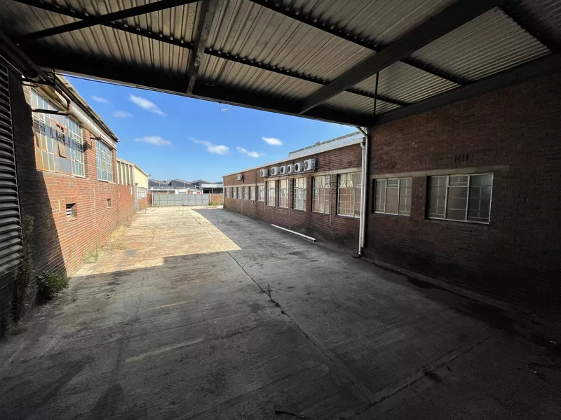 8 128 m² Industrial to let in Epping, 100 Bofors Cir, Epping (photo 13)