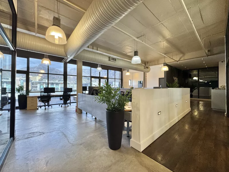 219 m² Office to let in Cape Town, Hill House (photo 4)