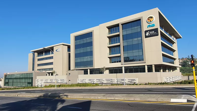 500 m² Office to let in Tyger Valley, Willowbridge Place (photo 2)