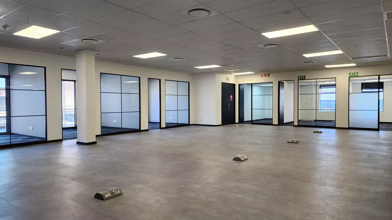 1 095 m² Office to let in Sable Square, Sable Square - Block D (photo 16)
