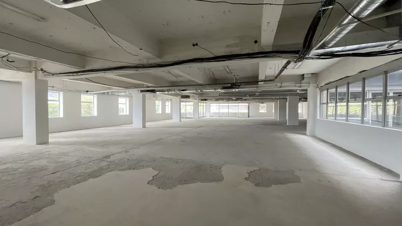 2 402 m² Office to let in Cape Town City Centre/CBD, Amber Place (photo 6)