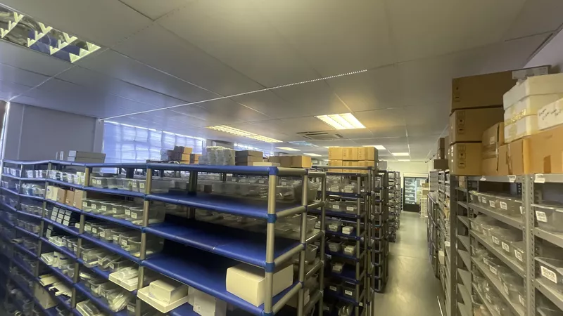 945 m² Industrial to let in Observatory, St Michael Park Unit 8 (photo 15)