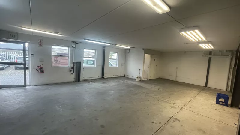 560 m² Industrial to let in Epping 2, Bofors Three Industrial Park (photo 13)