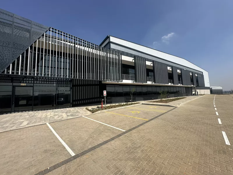 18 756 m² Industrial to let in Lethabong, Longlake Building 2 (photo 66)