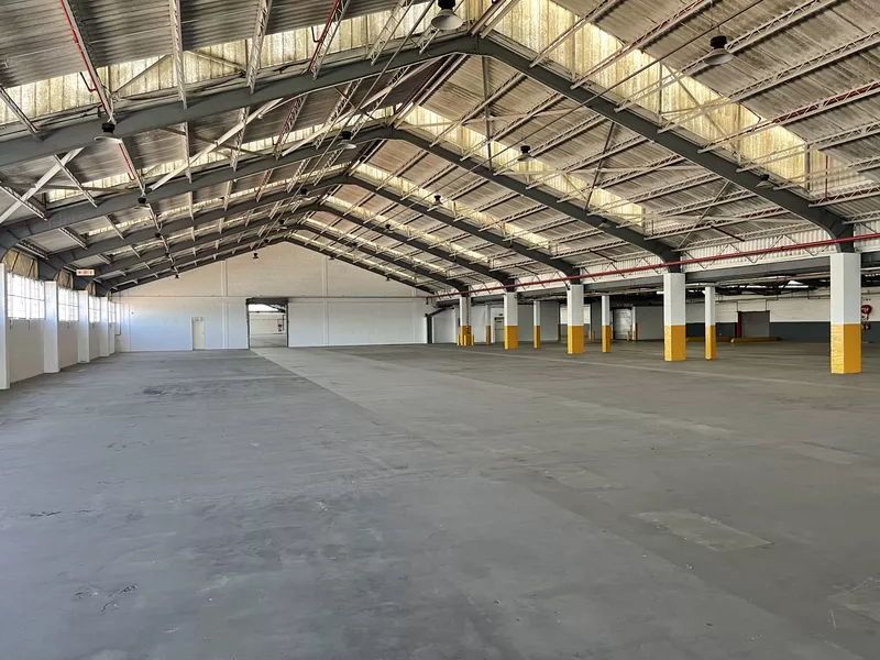 4 210 m² Industrial to let in Epping 1, 1 Cochrane Ave, Epping (photo 2)