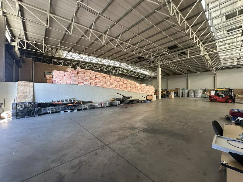 4 989 m² Industrial to let in Germiston, Devon East (photo 8)