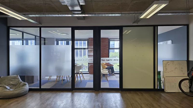 142 m² Office to let in Century City, Matrix (photo 13)