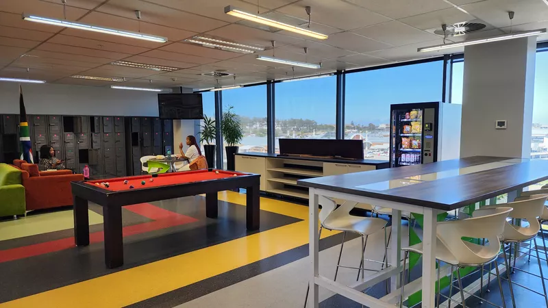 2 000 m² Office to let in Tyger Valley, Willowbridge Place (photo 51)