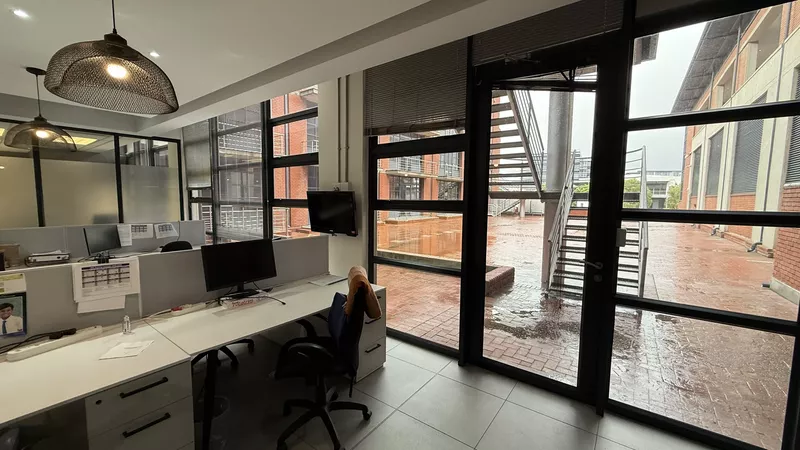 250 m² Office to let in Observatory, Block C, North Park, Black River Park (photo 19)