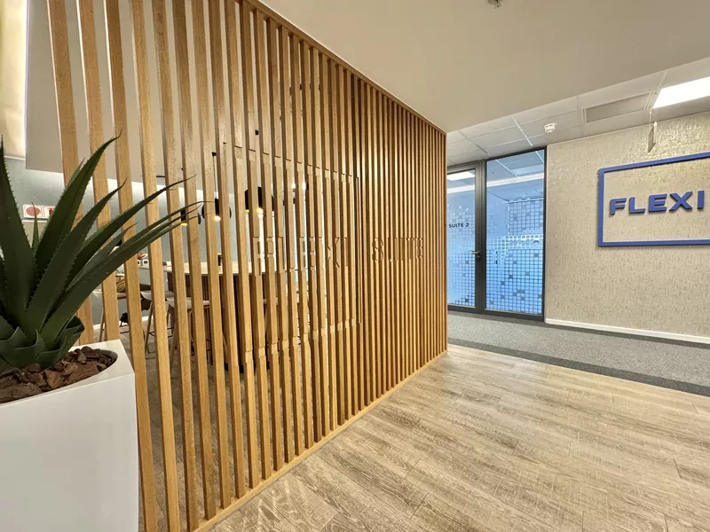 1 051 m² Office to let in Cape Town City Centre/CBD, 35 Lower Long Street (photo 5)