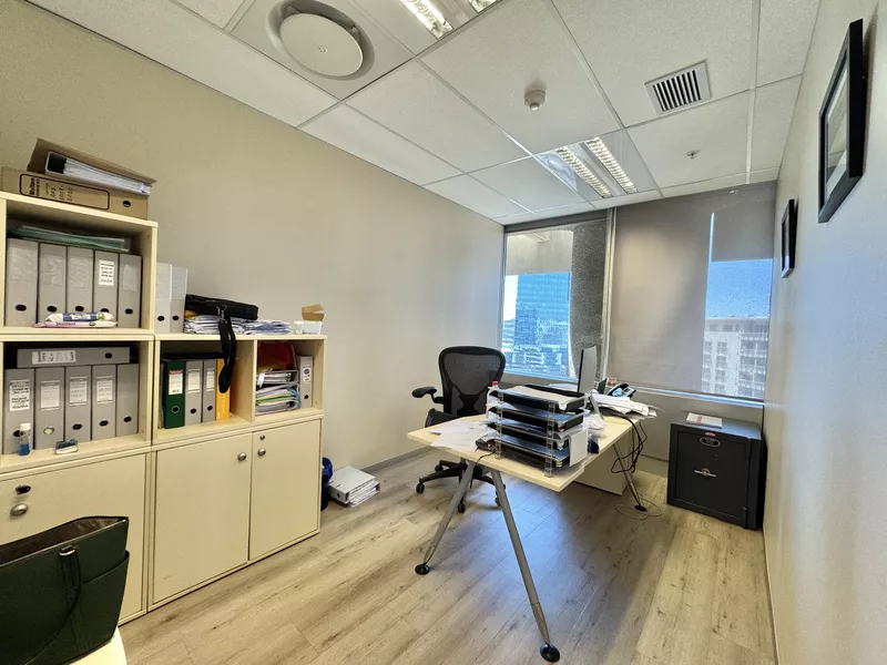 224 m² Office to let in Cape Town City Centre/CBD, One Thibault (photo 12)