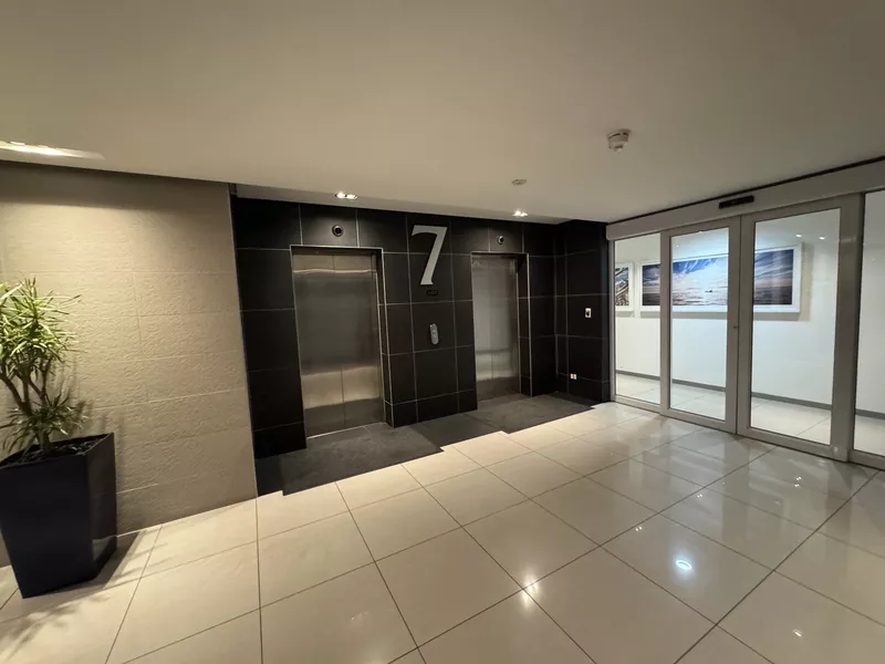 5 030 m² Office to let in Cape Town City Centre/CBD, Oceana House (photo 7)