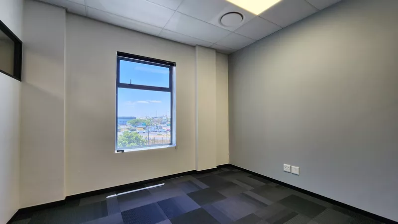 1 095 m² Office to let in Sable Square, Sable Square - Block D (photo 37)