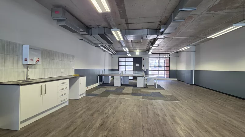 140 m² Office to let in Century City, Matrix (photo 14)