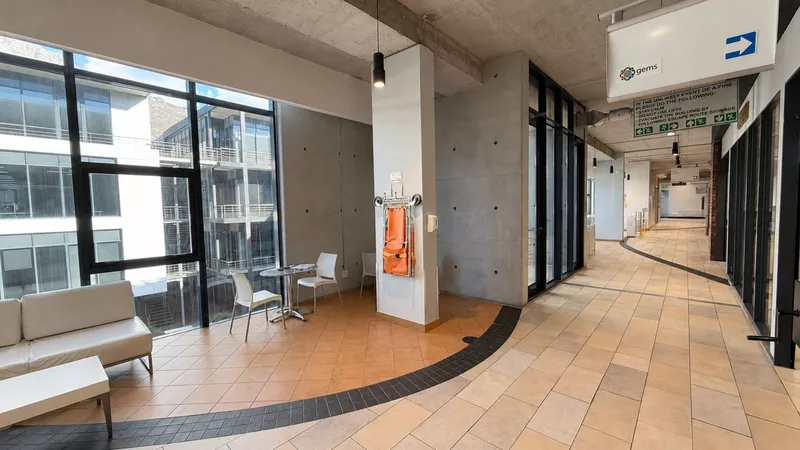 3 554 m² Office to let in Woodstock, The Boulevard (photo 5)