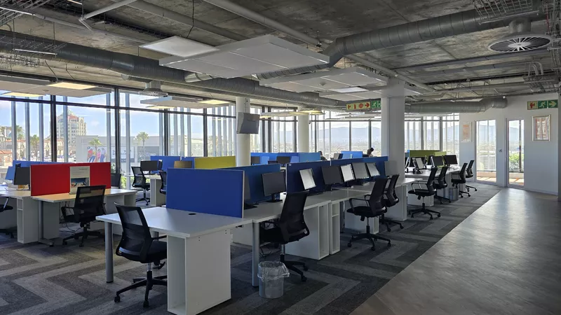 570 m² Office to let in Century City, Junxion Park - Building 1 (photo 13)