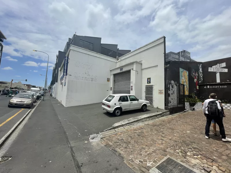 1 000 m² Industrial for sale in Woodstock, Smith and Santos (photo 2)