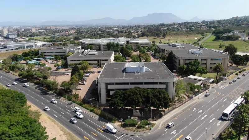278 m² Office to let in Tyger Valley, Parc du Cap 3 (photo 4)