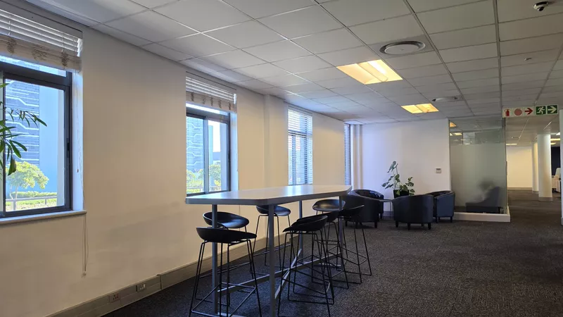 658 m² Office to let in Estuaries Office Estate, 2 Oxbow Crescent, The Estuaries (photo 37)