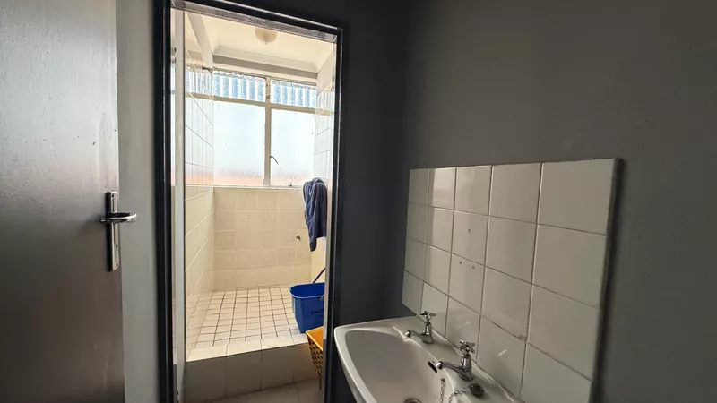 3 813 m² Industrial to let in Brackenfell Industrial, 6 Viben Avenue (photo 22)