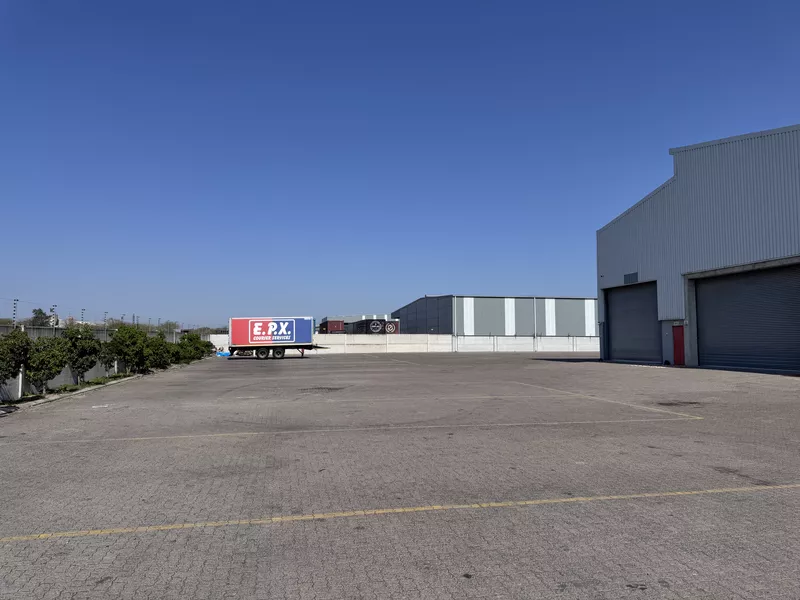 2 350 m² Industrial to let in Wimbledon Estate, 88 Wimbledon Road, Blackheath (photo 7)