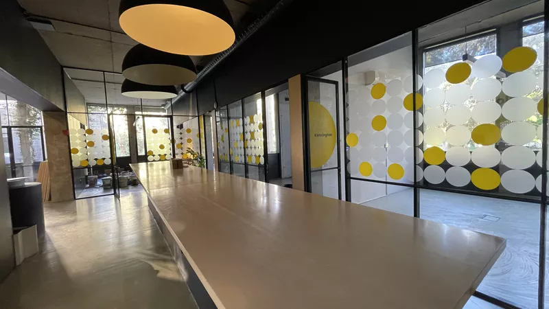 815 m² Office to let in Woodstock, Tramways (photo 11)