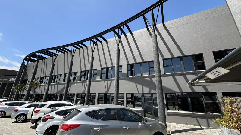 461 m² Office to let in Kraaifontein Industria, 28 Karee Road - Office Compartment Only (photo 1)