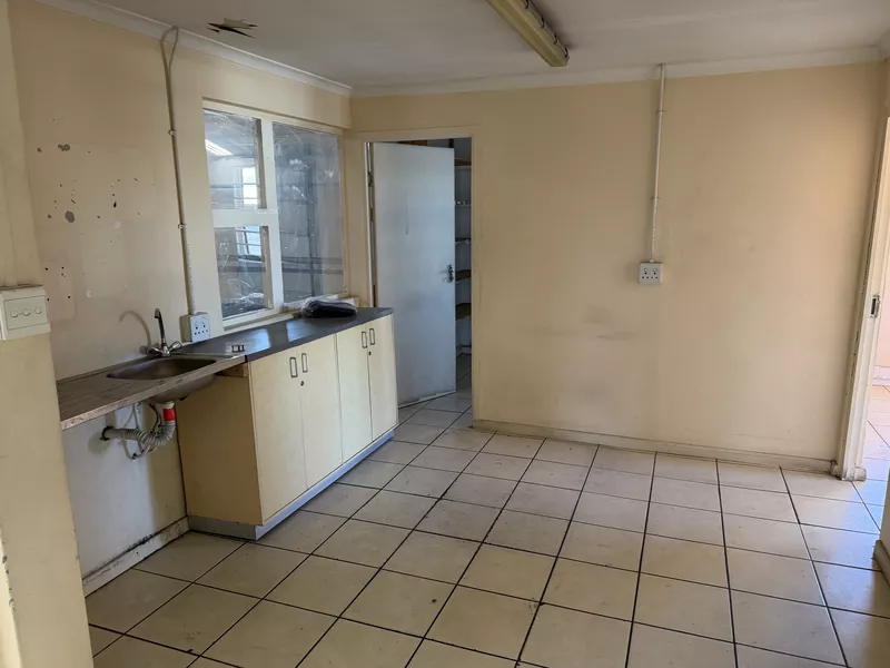 1 200 m² Industrial to let in Saxenburg Park 1, 44 Muscat Road (photo 17)