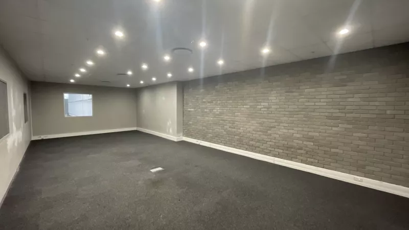 6 075 m² Industrial to let in Estuaries Office Estate, Montague Park (photo 21)