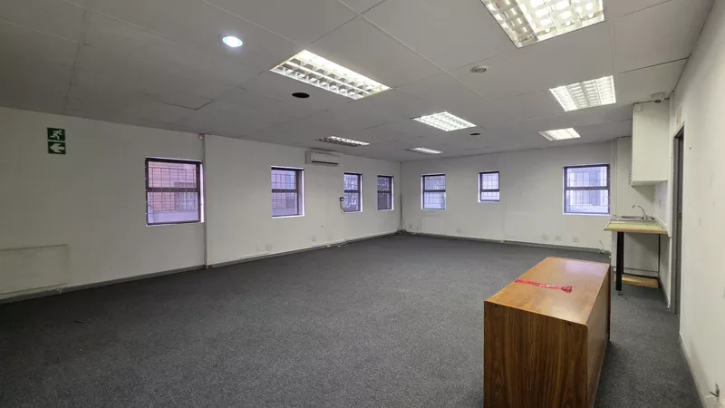 495 m² Office to let in Tyger Valley, 283 Durban Road (photo 24)
