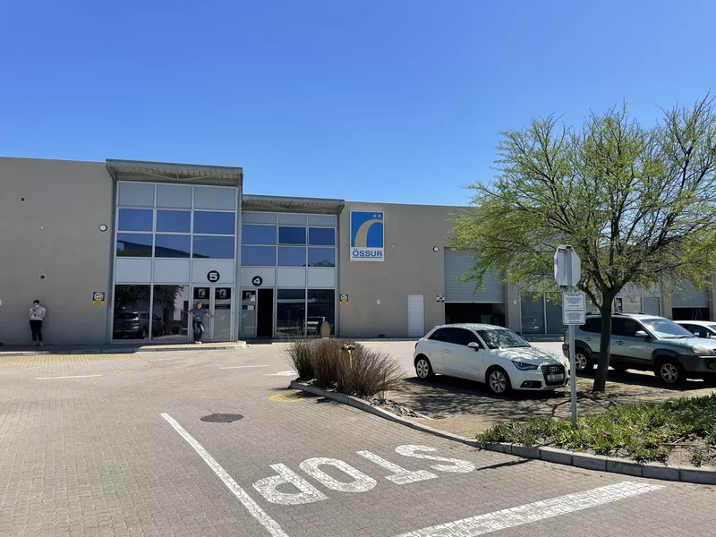 794 m² Industrial to let in Brackenfell, BRACKENGATE BUSINESS PARK (photo 1)
