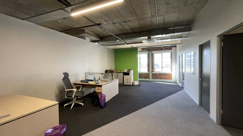 1 211 m² Office to let in De Waterkant, Sovereign Quay (photo 24)