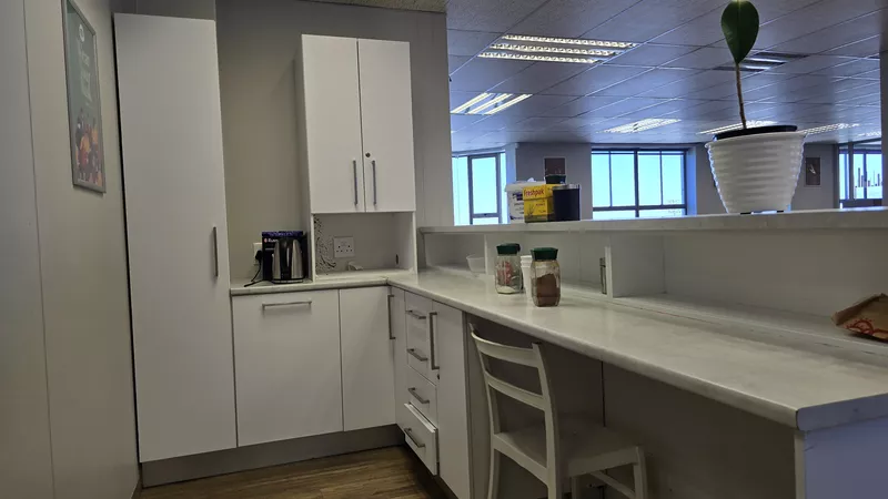 374 m² Office to let in Tijgerpark, Tijger Park Building 3 (photo 39)