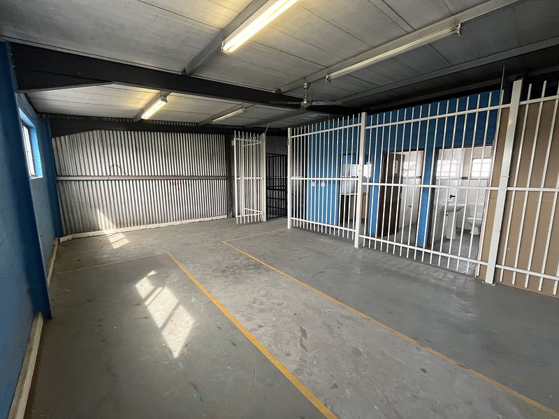 400 m² Industrial for sale in Elsies Rivier, 50 Epping Avenue (photo 29)