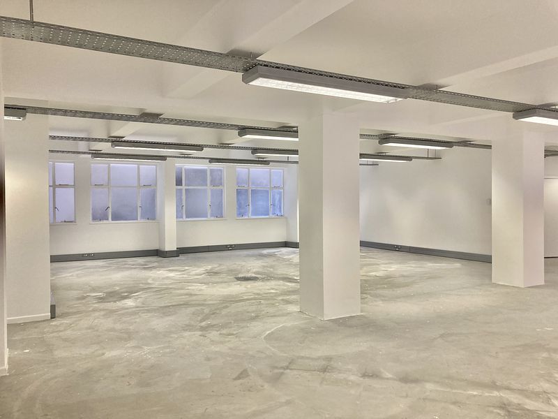 372 m² Office to let in Cape Town City Centre/CBD, 33 Waterkant Street (photo 11)