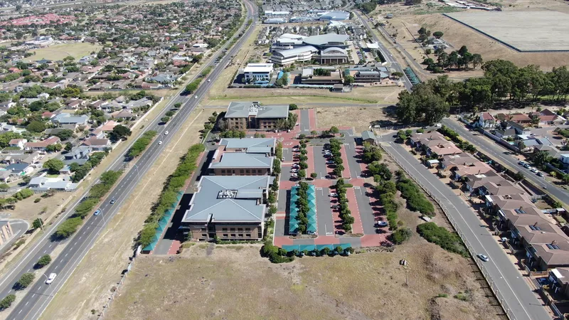1 023 m² Office to let in Plattekloof Office Park, Plattekloof Office Park - Block C (photo 6)