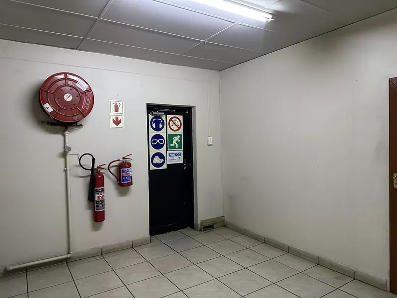 2 563 m² Industrial to let in Gauteng, 6 Beryllium Rd, Alrode, Warehouse (photo 13)