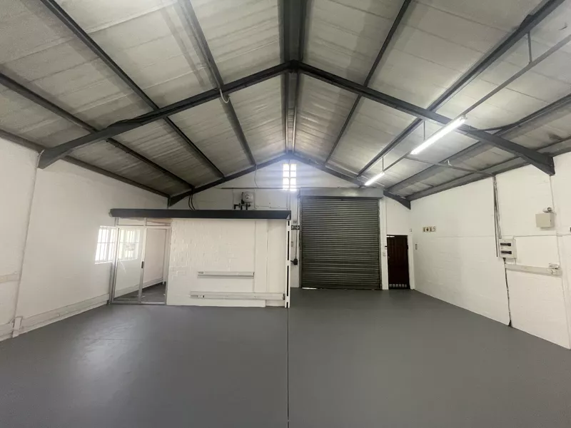 277 m² Industrial for sale in Ottery, Regent Park, C1 (photo 7)
