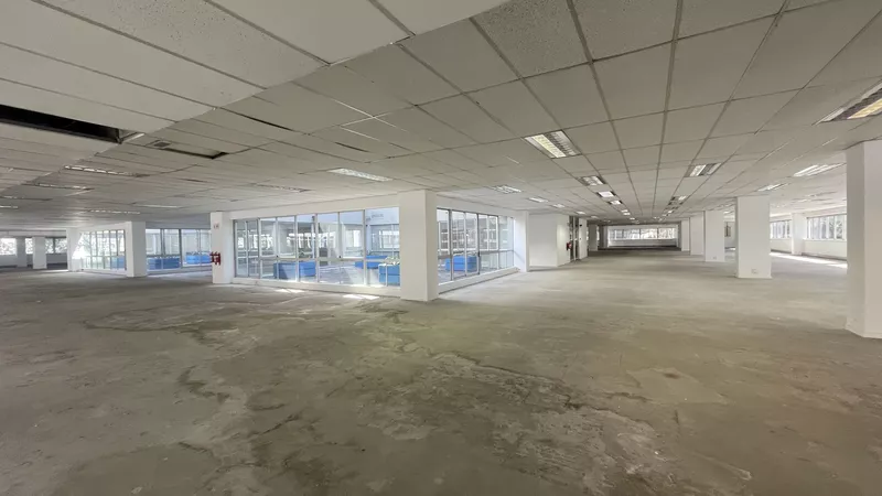 2 731 m² Office to let in Cape Town City Centre/CBD, 35 Wale (photo 9)