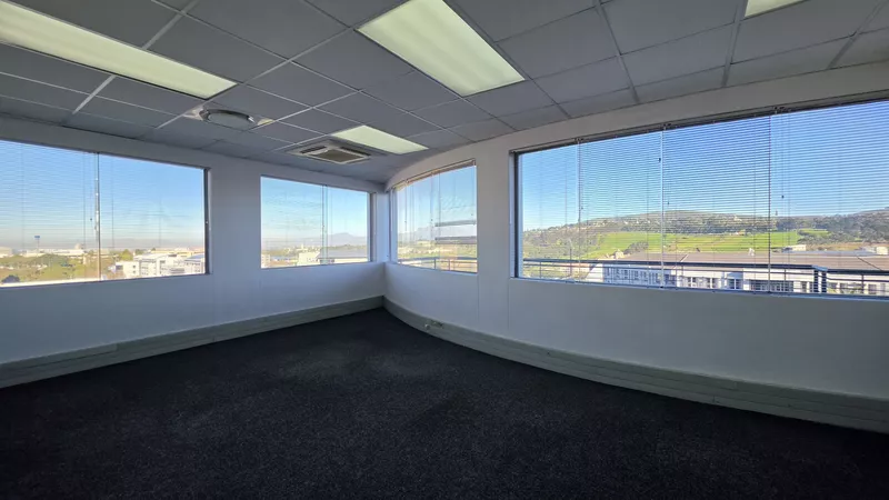 562 m² Office to let in Tyger Valley, Bloemhof (photo 47)